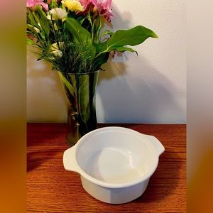 Nouveau Quart Serving Bowl White